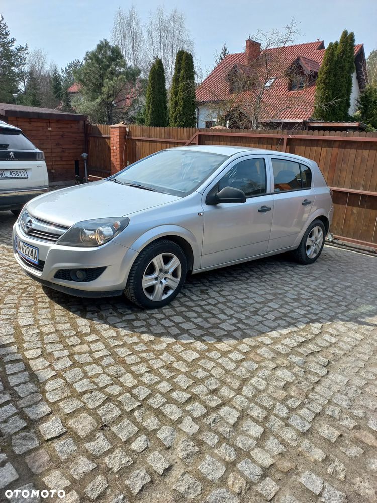 Opel Astra - 1