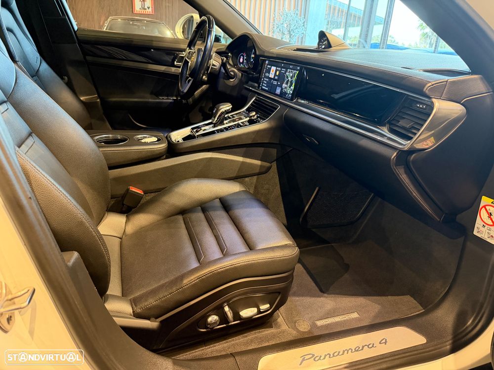 Porsche Panamera Sport Turismo 4 E-Hybrid Platinum Edition - 45