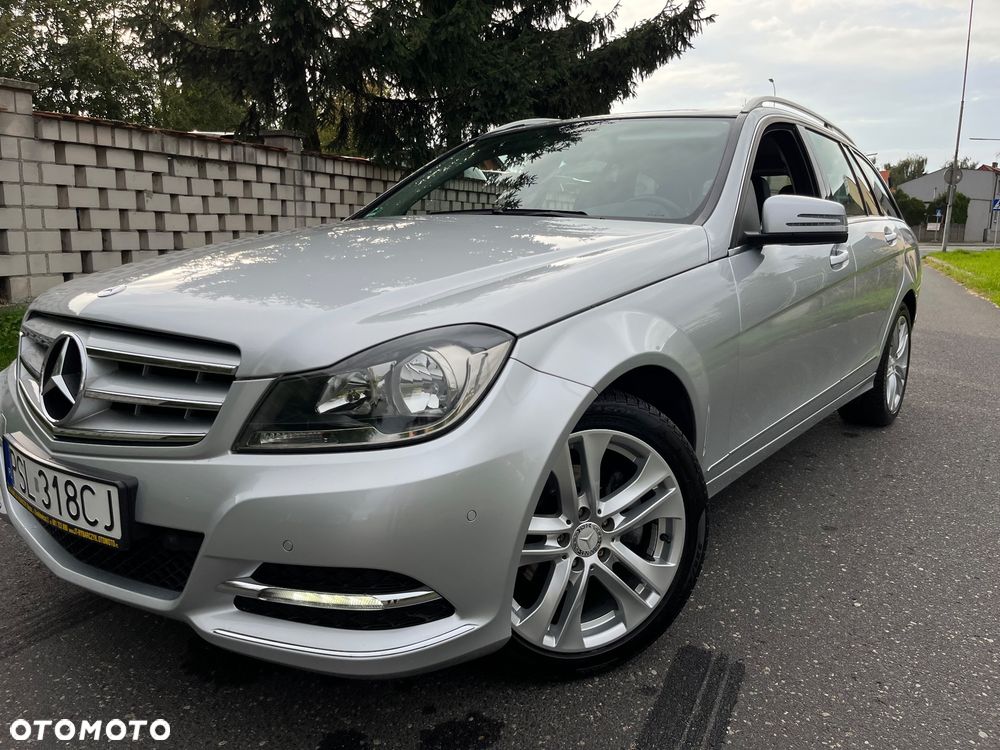 Mercedes-Benz Klasa C 180 Avantgarde Edition - 4