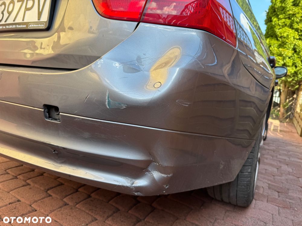 BMW Seria 3 318d - 9