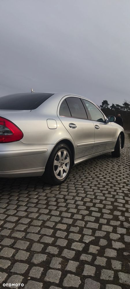Mercedes-Benz Klasa E 200 Kompressor Classic - 10