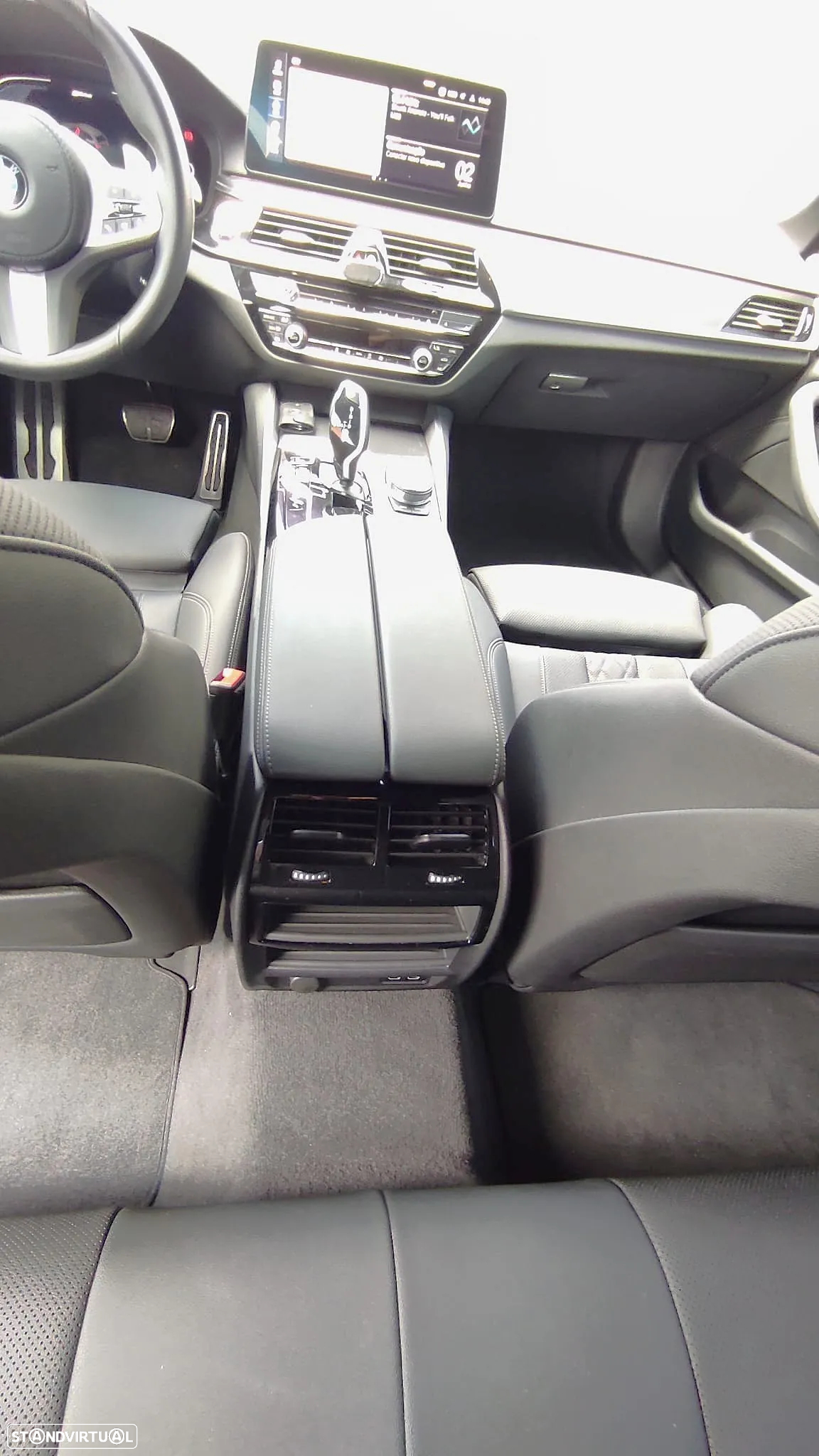 BMW 530 e Pack Desportivo M - 41