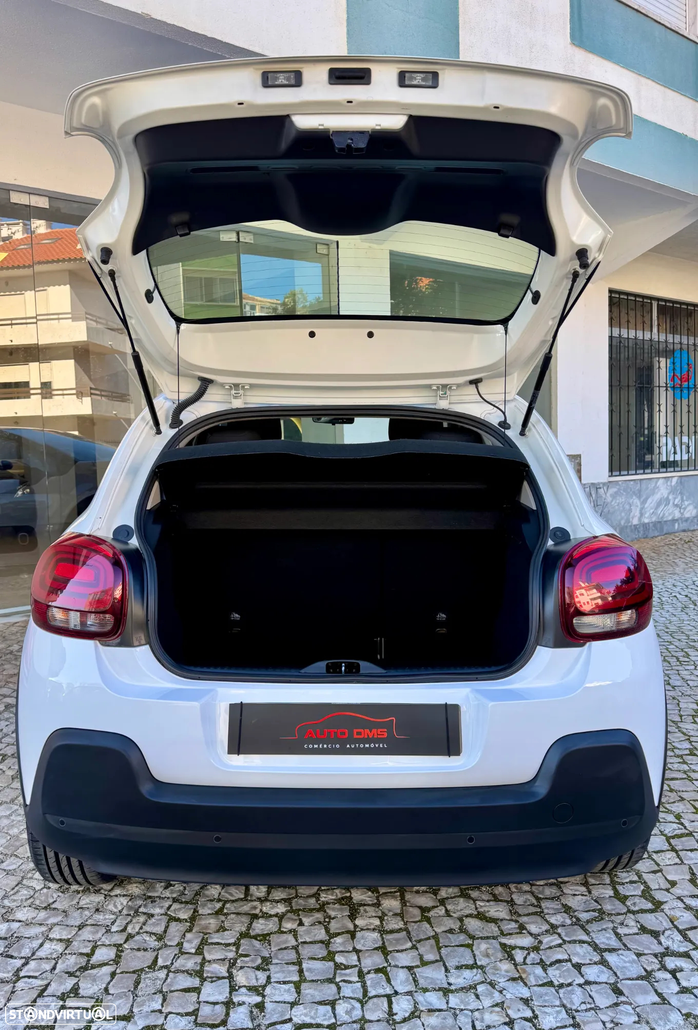 Citroën C3 1.2 PureTech Shine - 13