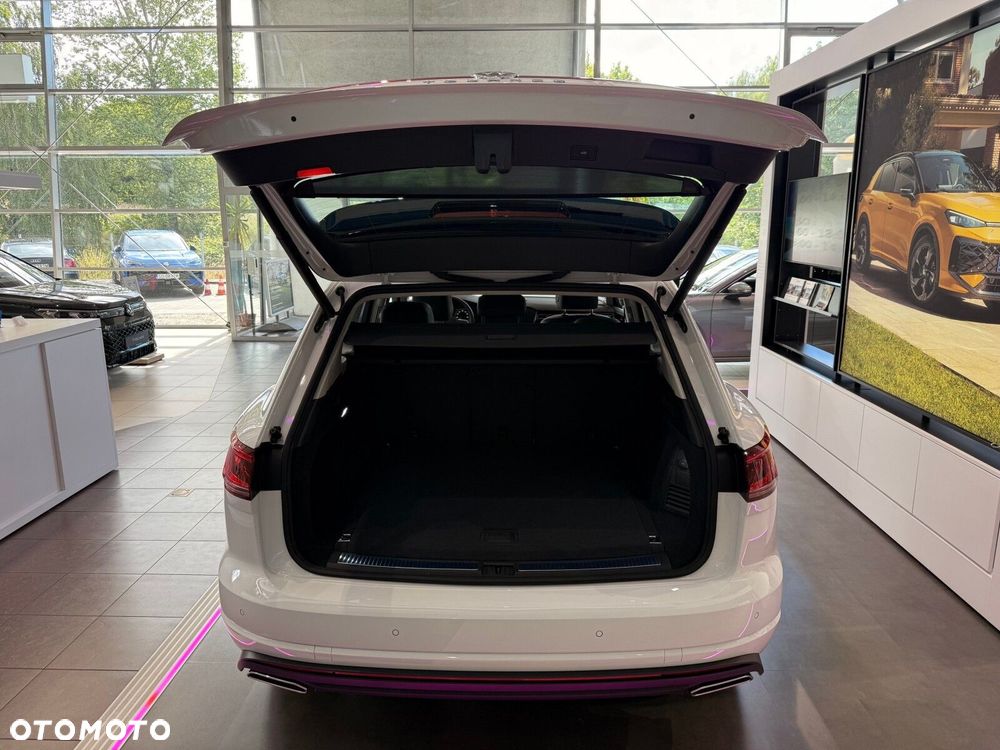 Volkswagen Touareg - 4