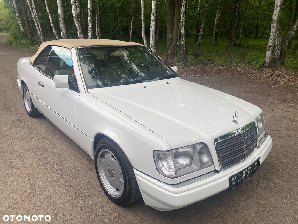 Mercedes-Benz Klasa E 320 - 10