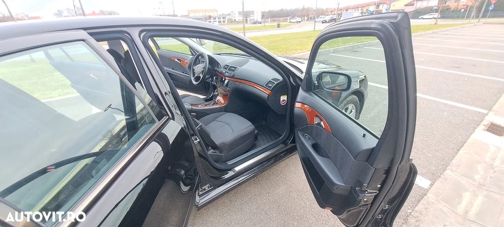 Mercedes-Benz E 220 CDI Automatik Elegance - 23