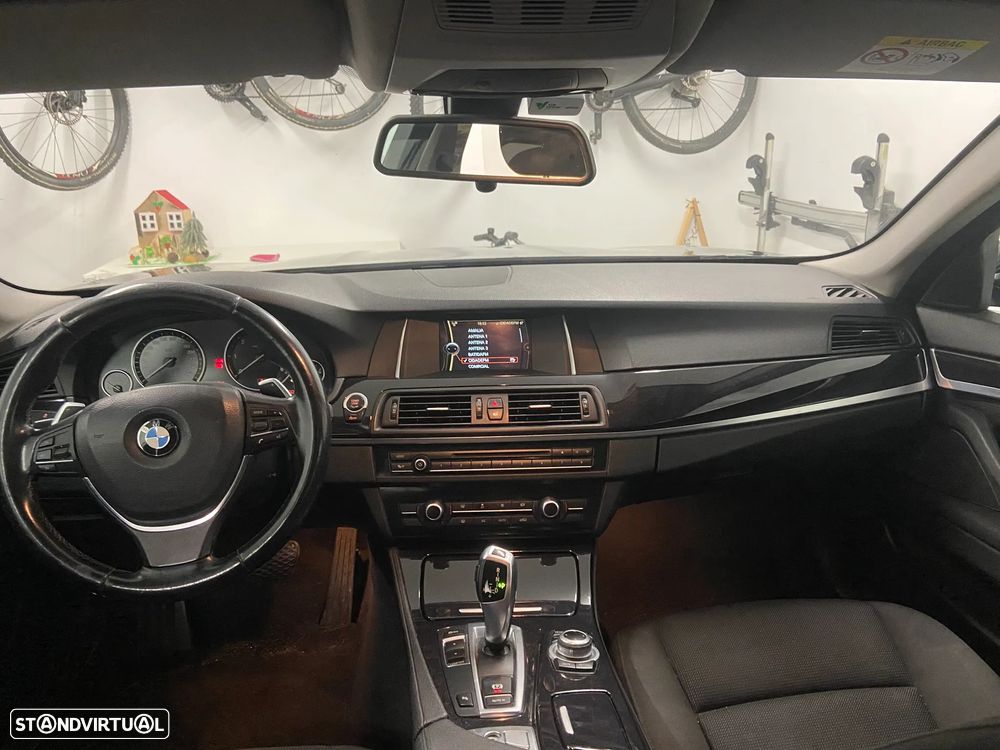 BMW 518 d Line Luxury Auto - 9