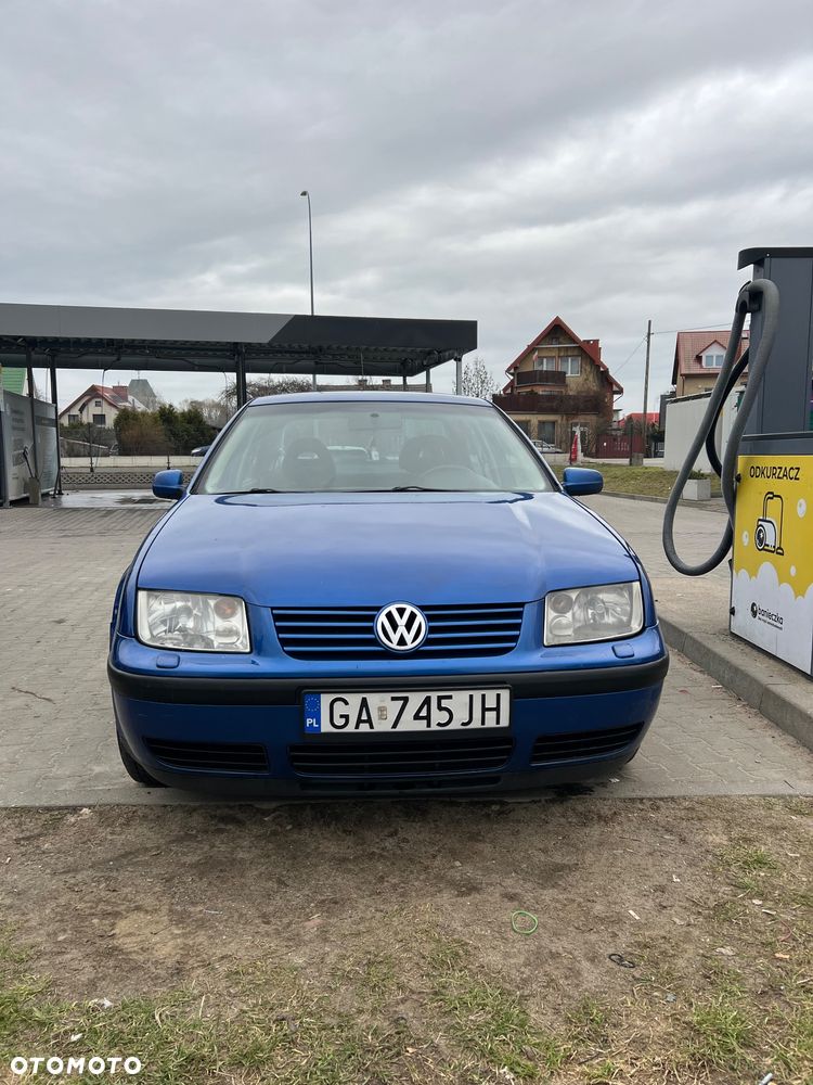 Volkswagen Bora 1.6 Highline - 2