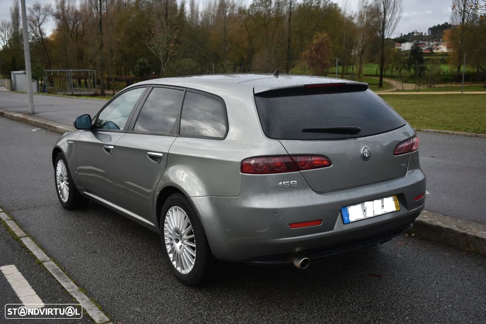 Alfa Romeo 159 Sportwagon 1.9 JTDm 16V Elegante - 7