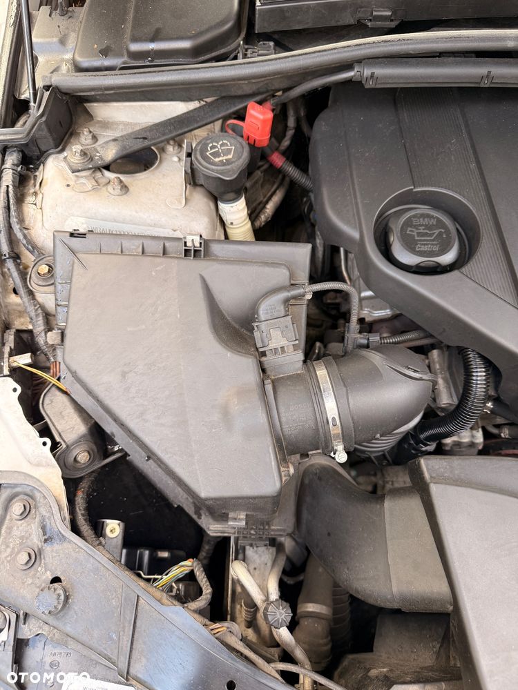 BMW Seria 3 318d - 11