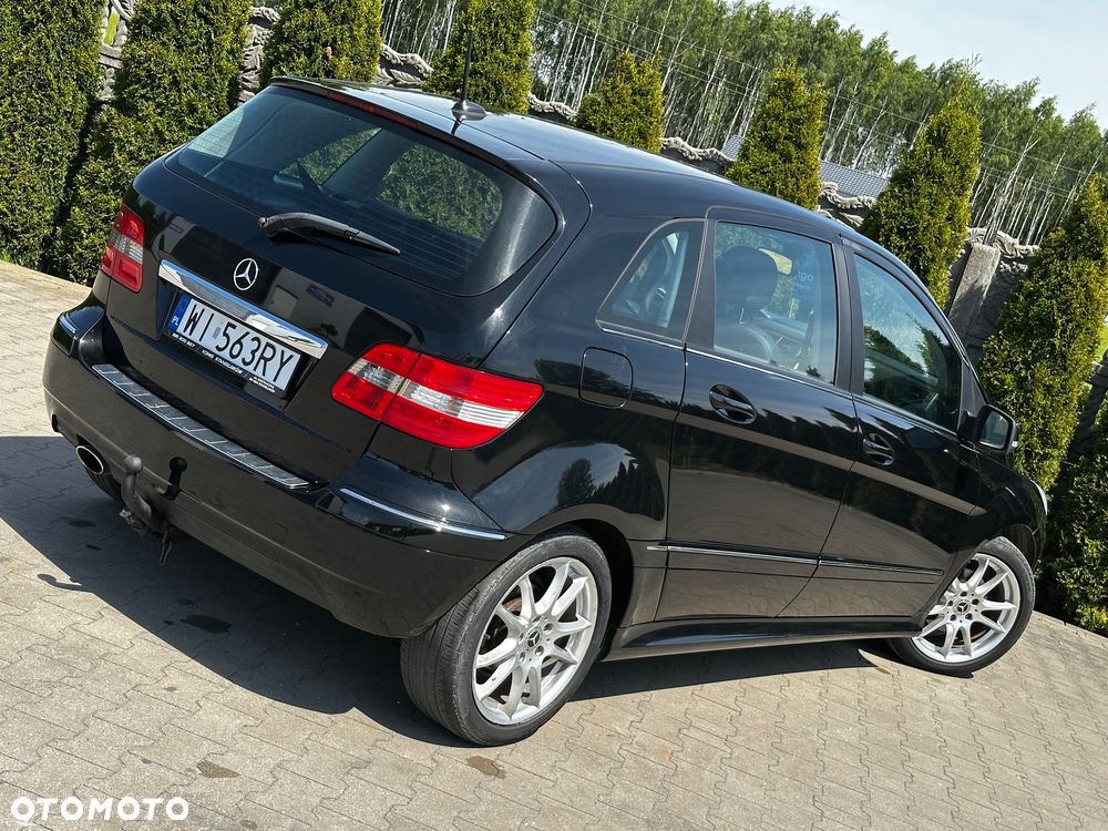Mercedes-Benz Klasa B 160 BlueEFFICIENCY SPORT EDITION - 12