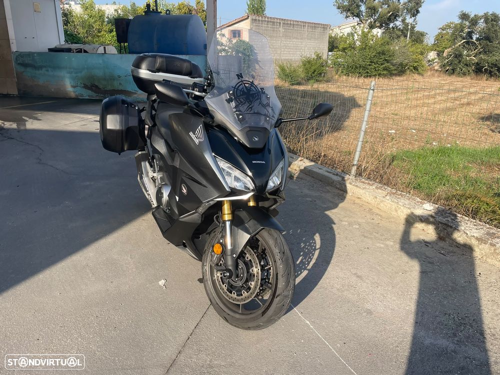 Honda Forza NSS750 - 4