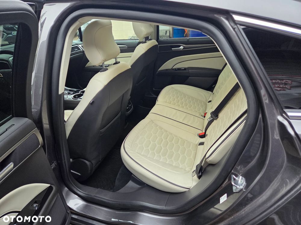 Ford Mondeo 2.0 EcoBlue Allrad VIGNALE - 10