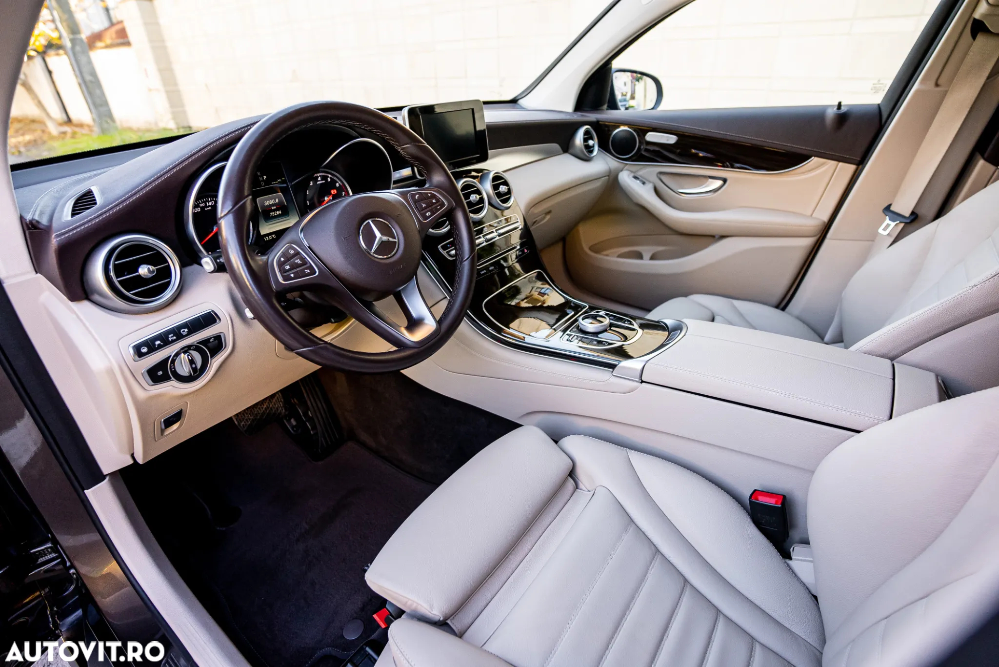 Mercedes-Benz GLC 350 e 4Matic 7G-TRONIC Exclusive - 4