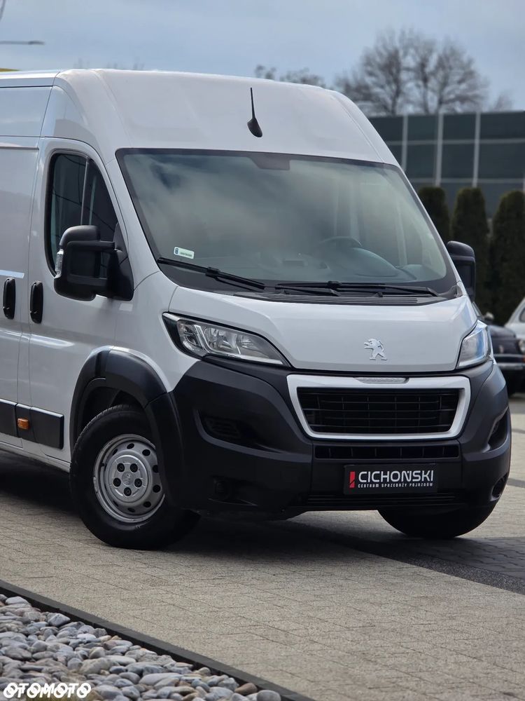 Peugeot Boxer L4H2 Extra Long 2.2 Diesel 165 Koni BEZWYPADKOWY z Polskiego Salonu I Model 2023 rok IPierwszy i Jedyny Właściciel I SERWISOWANY I Wyjątkowo Atrakcyjny Egzemplarz I - 37