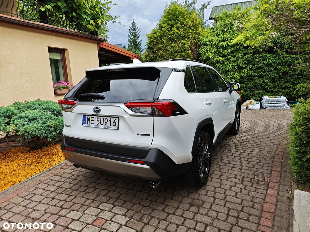 Toyota RAV4 - 5