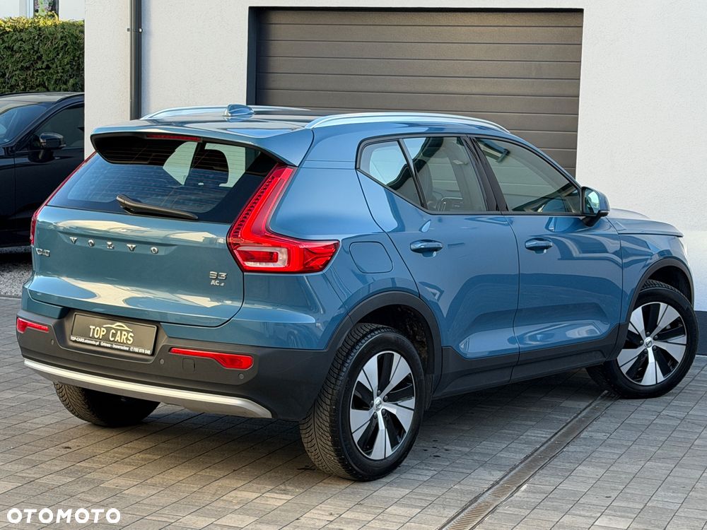 Volvo XC 40 B3 B DKG Plus Dark - 3
