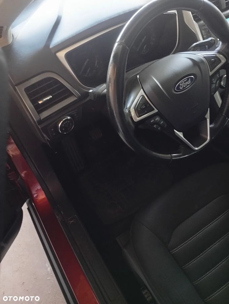 Ford Mondeo 2.0 TDCi Titanium - 19