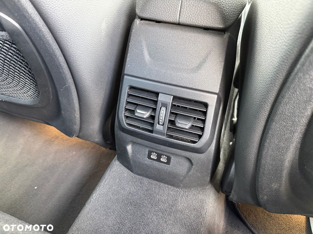 BMW Seria 1 - 13