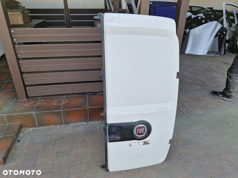 fiat doblo ii 2 maxi drzwi prawy tył tylne skrzydło skrzydełko - 1