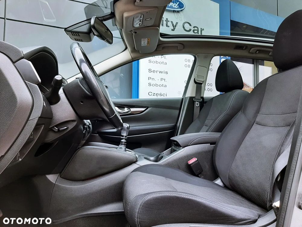 Nissan Qashqai 1.6 DIG-T N-Connecta - 21