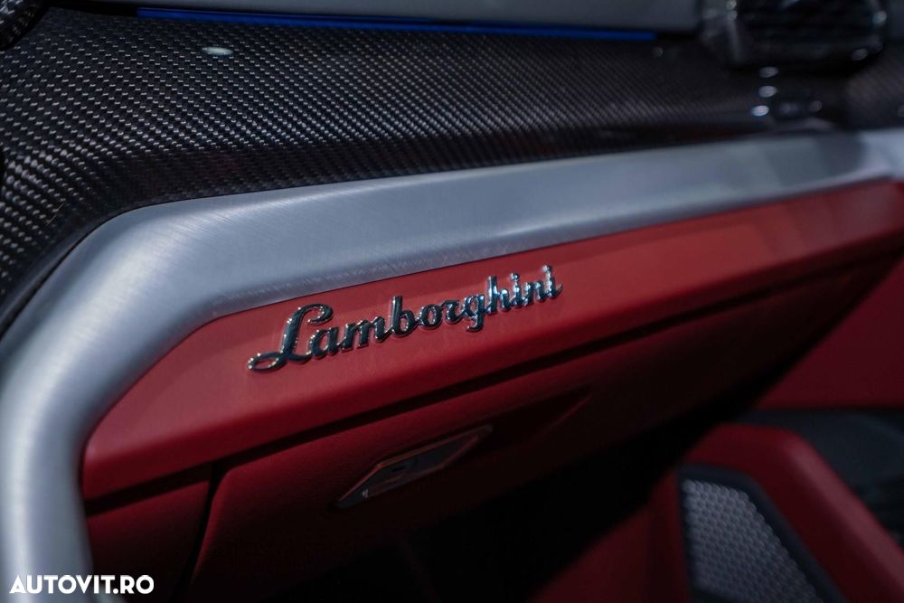 Lamborghini URUS - 23