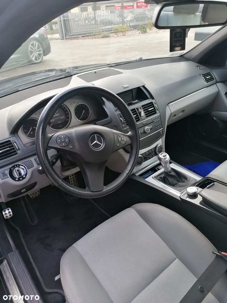 Mercedes-Benz Klasa C 180 Kompressor Avantgarde - 11