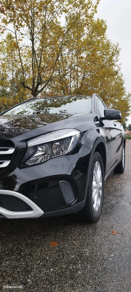 Mercedes-Benz GLA 180 d 7G-DCT Activity Edition - 14