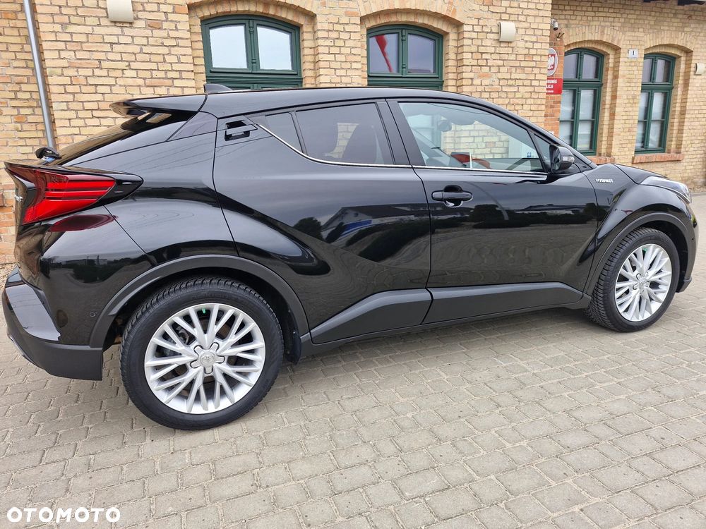 Toyota C-HR 2.0 Hybrid Executive - 3