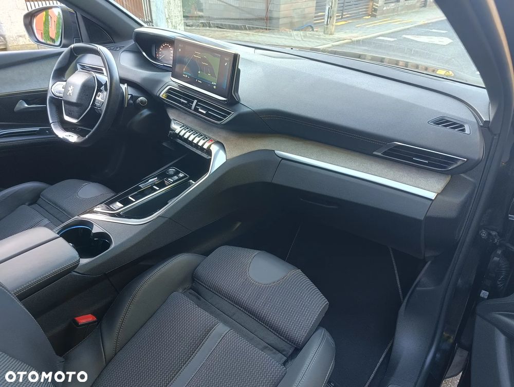 Peugeot 5008 BlueHDi 130 EAT8 GT - 20