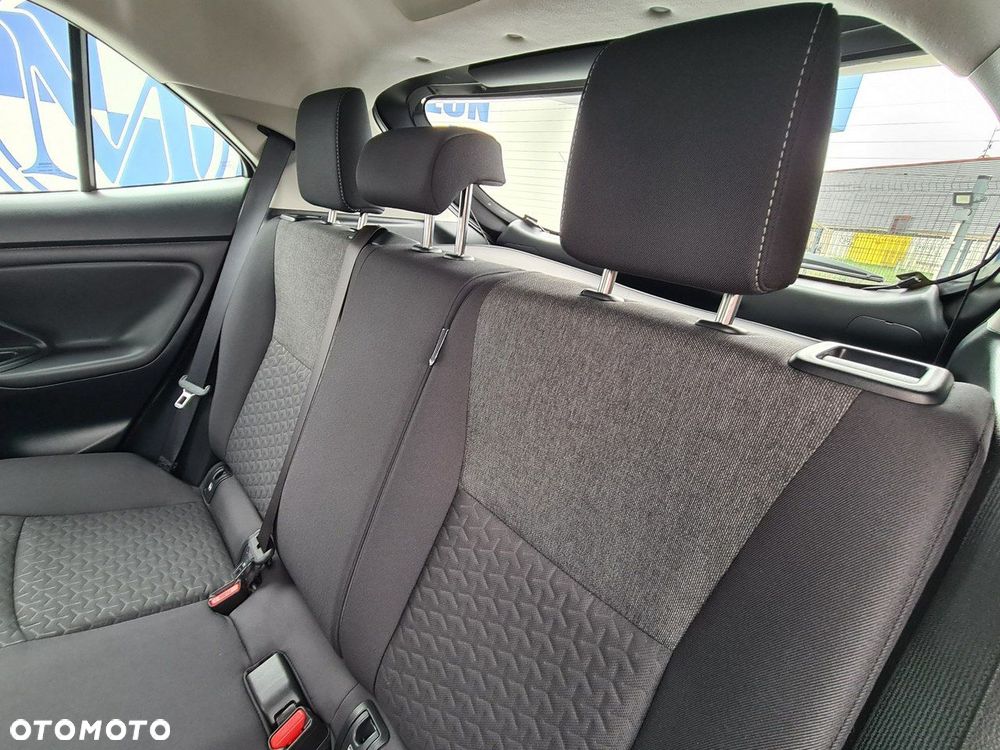 Toyota Yaris Cross Hybrid 1.5 Comfort - 24