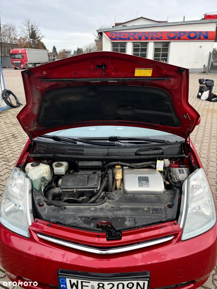 Toyota Prius 1.5 VVT-i Sol - 15