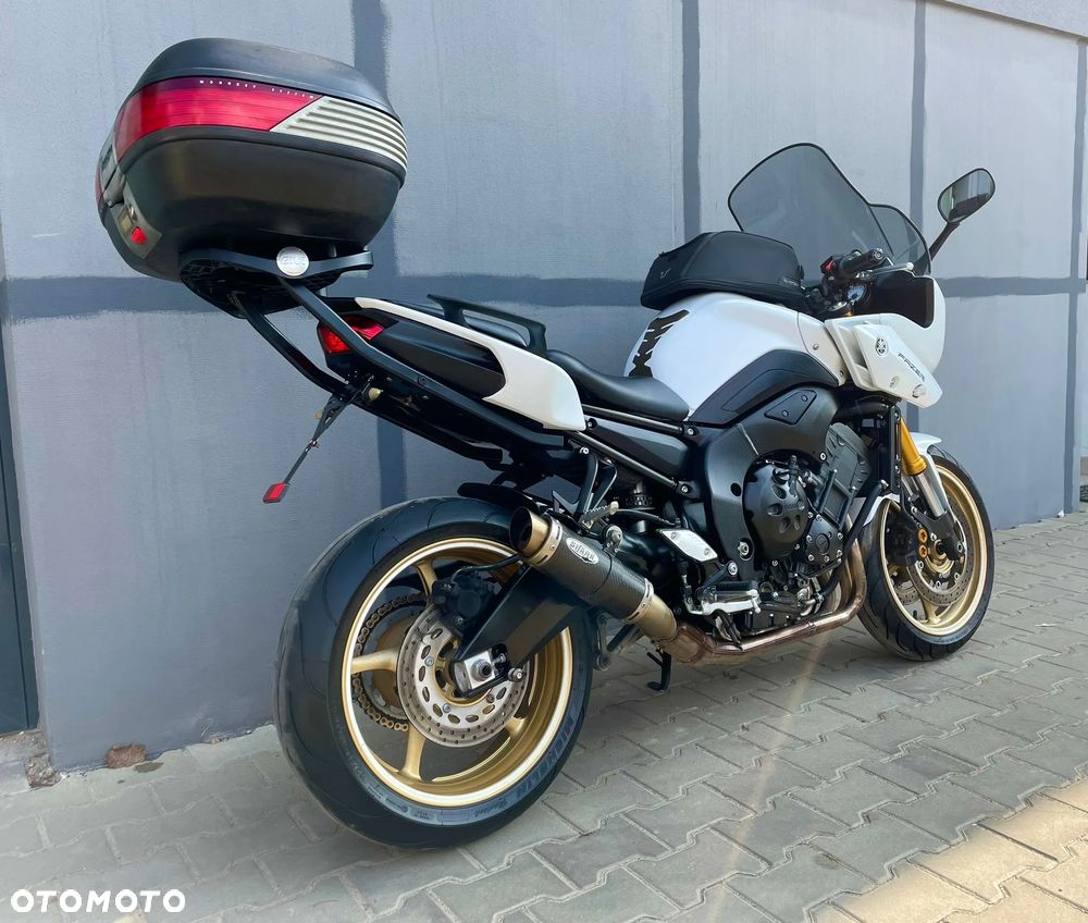 Yamaha FZ8 - 3
