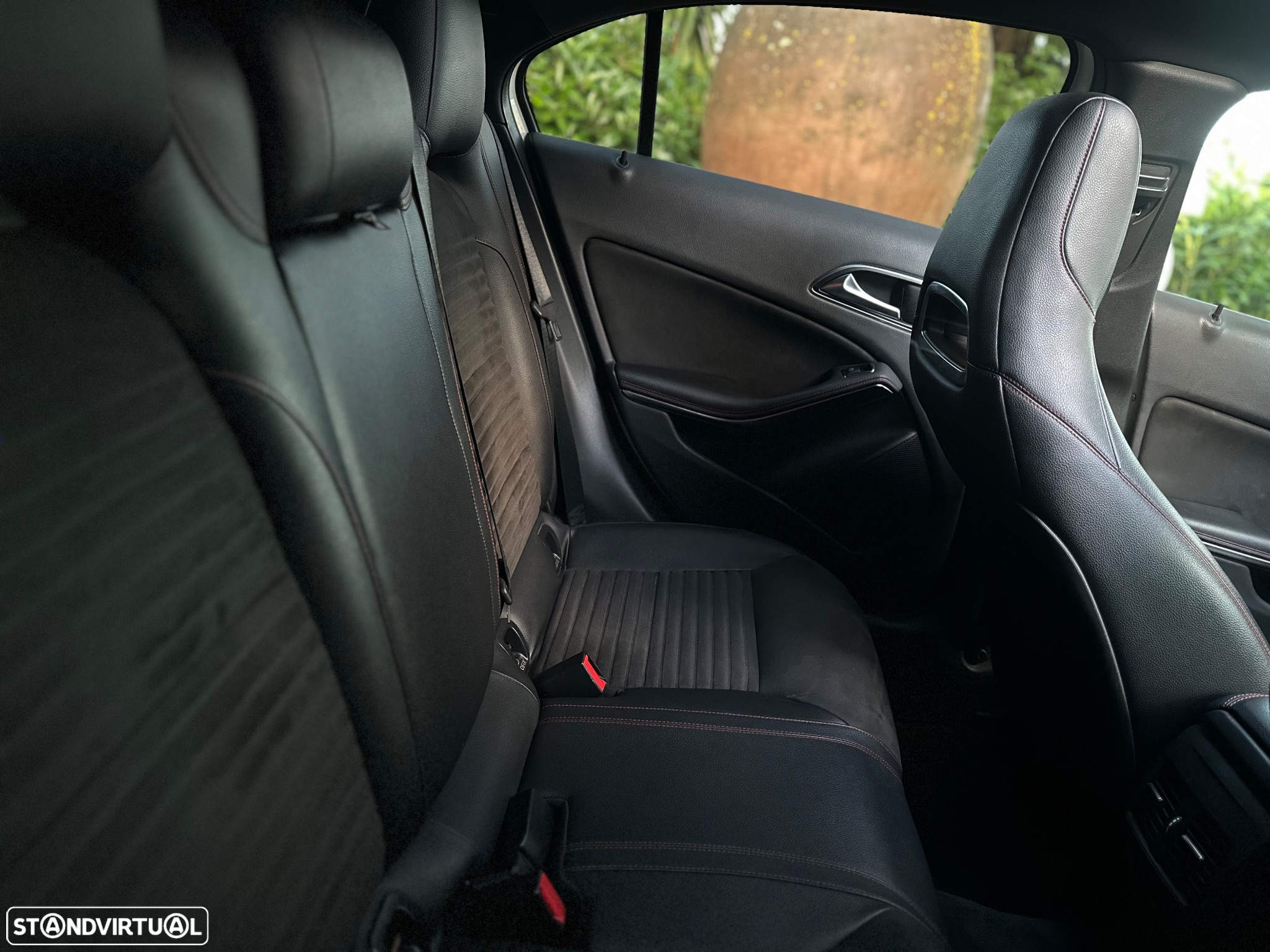Mercedes-Benz A 180 CDI 7G-DCT AMG Line - 10