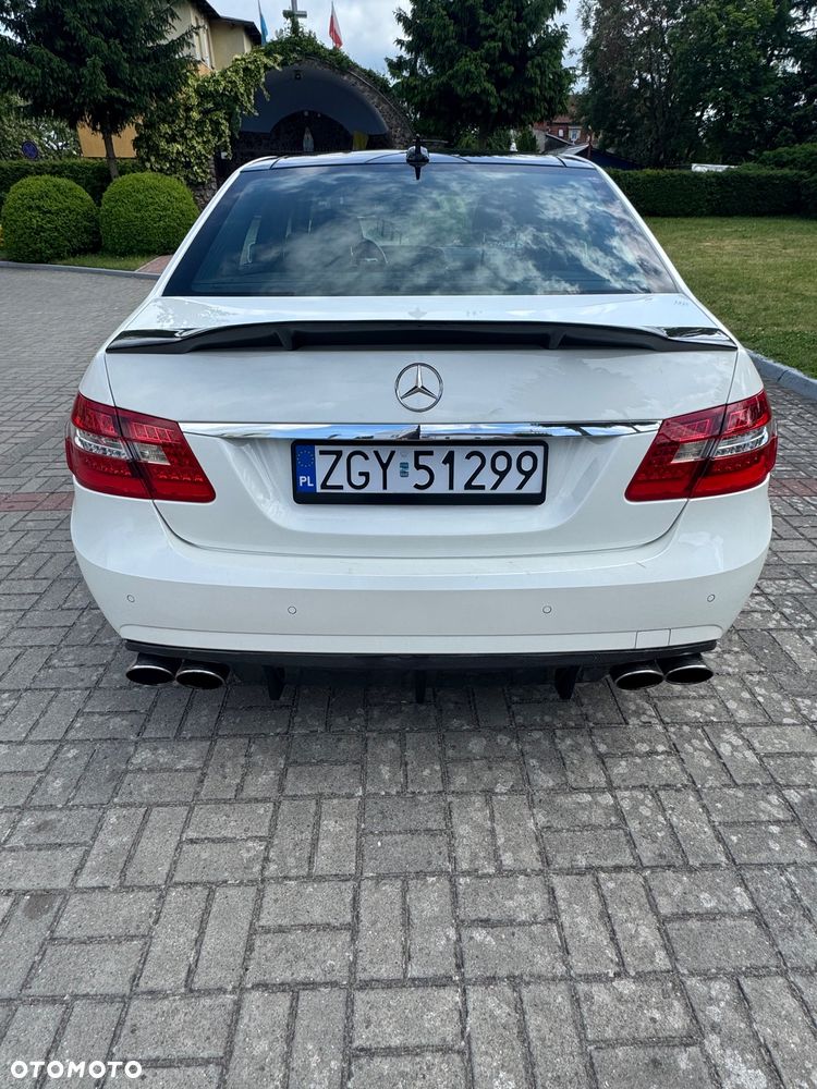 Mercedes-Benz Klasa E 350 CDI BlueEff Avantgarde - 31