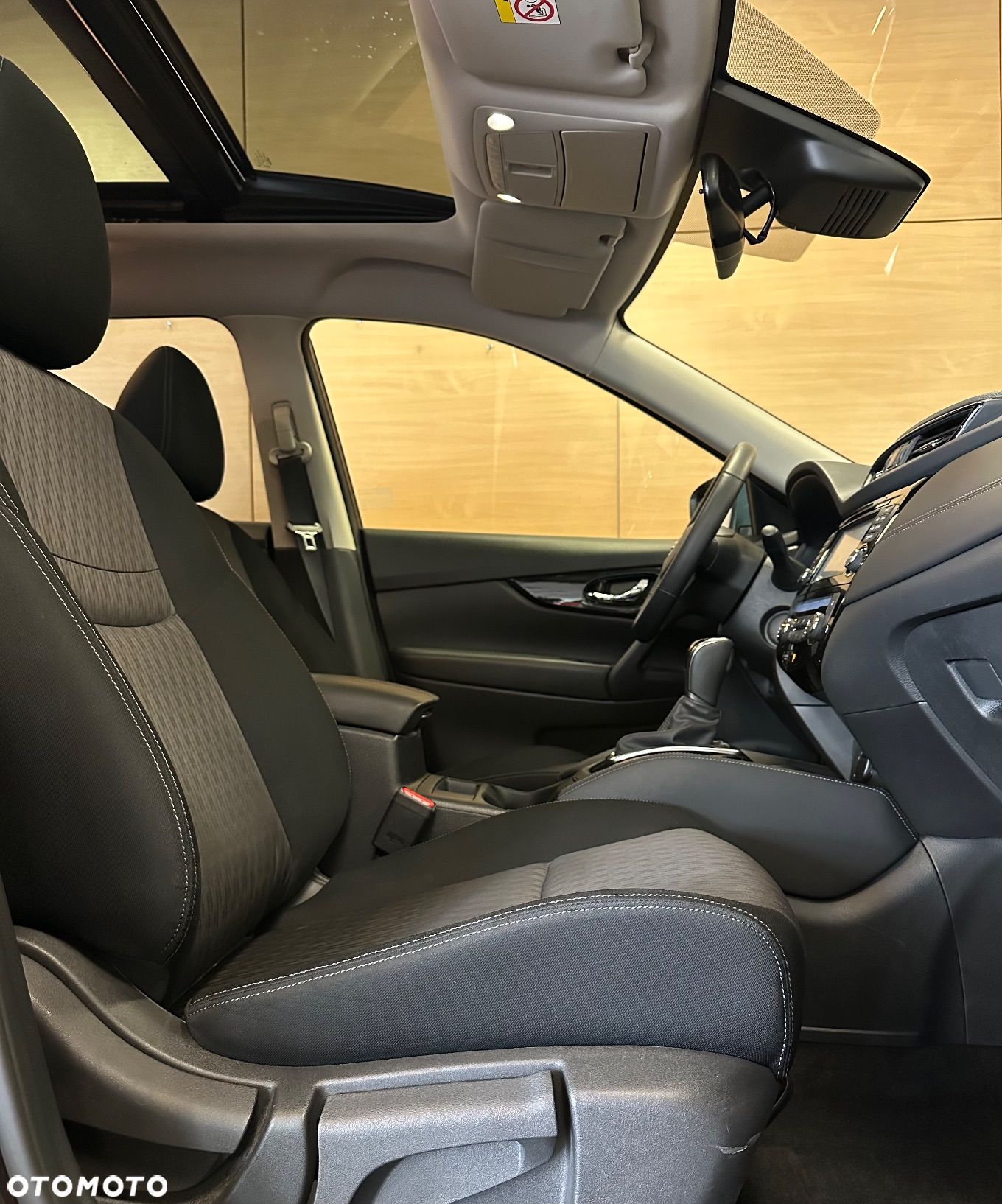 Nissan X-Trail 1.7 dCi N-Connecta 2WD Xtronic - 7