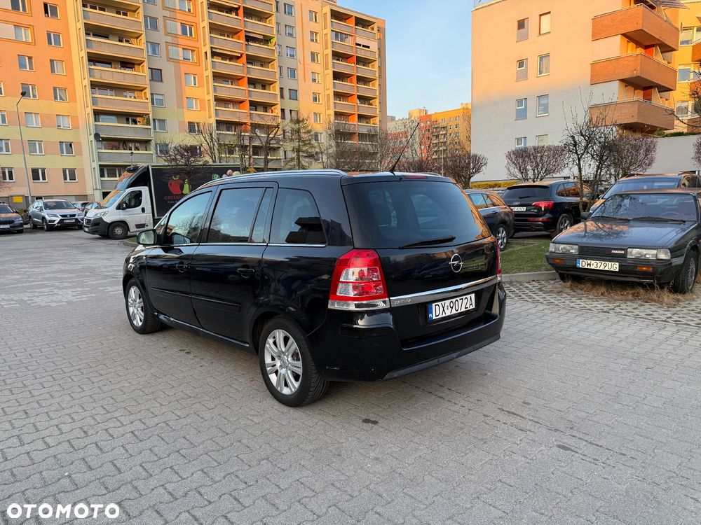 Opel Zafira 1.8 Edition Plus - 7