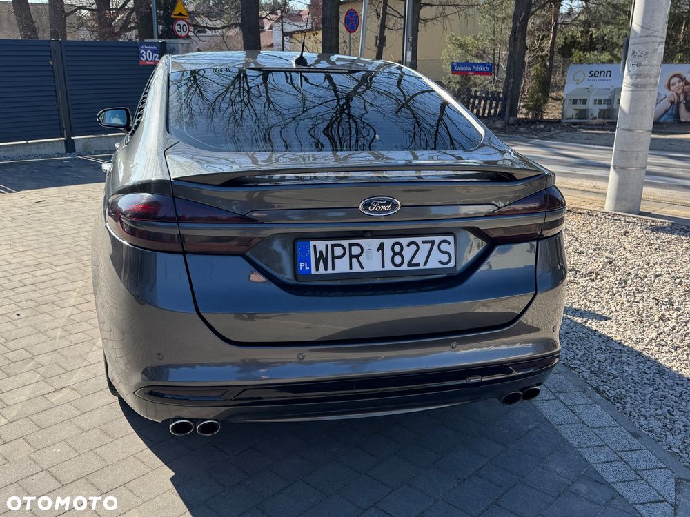 Ford Fusion - 9