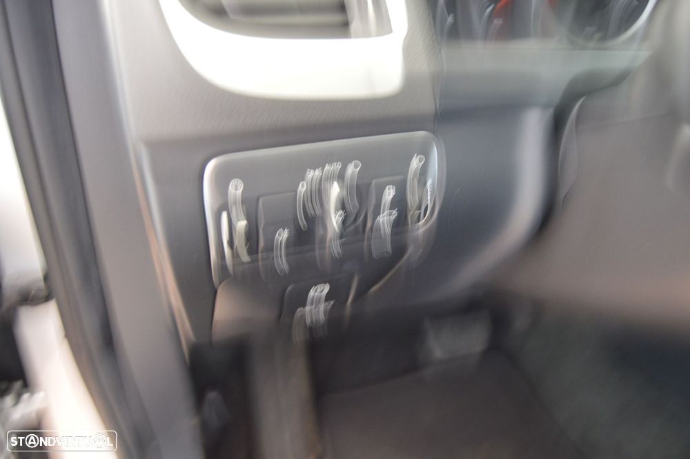 Volvo V60 1.6 D2 Drive Momentum Powershift Start/Stop - 18