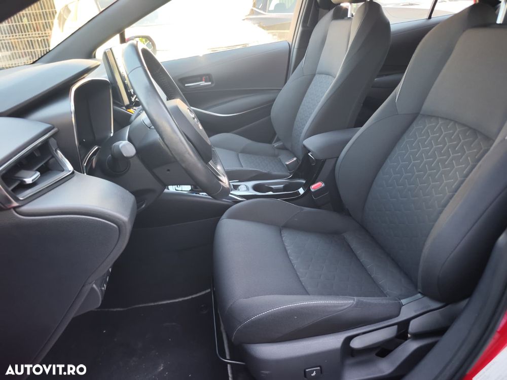 Toyota Corolla 1.8 Business Edition - 14
