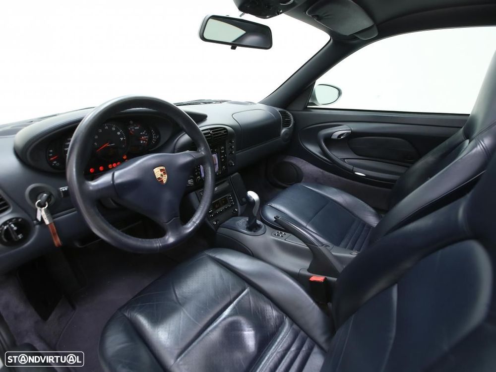 Porsche 911 (996) - 7