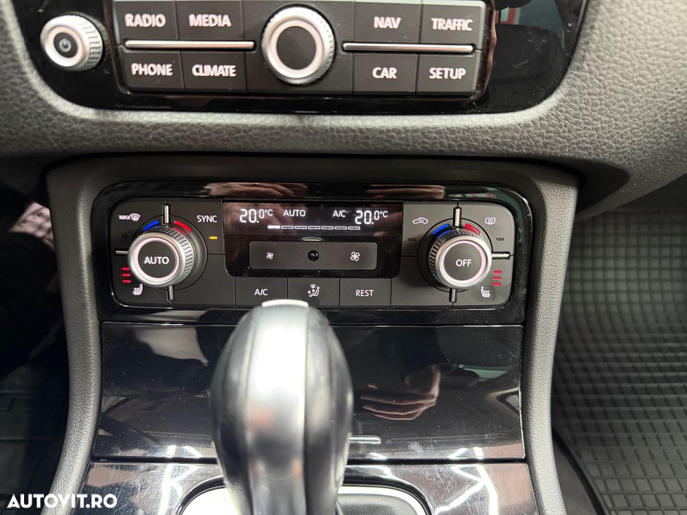 Volkswagen Touareg 3.0 V6 TDI BMT - 18