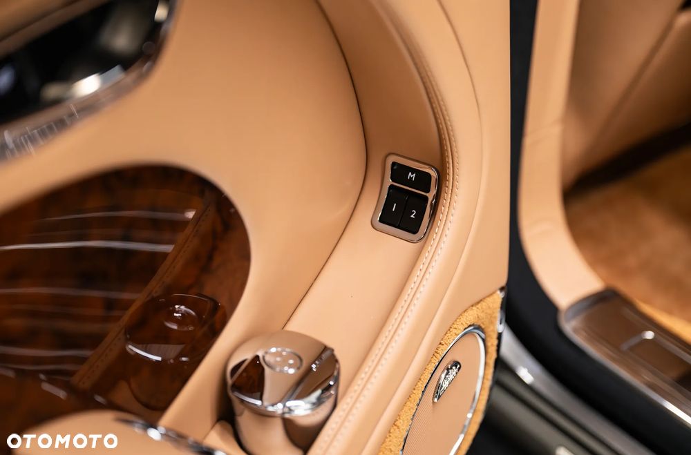 Bentley Mulsanne - 23