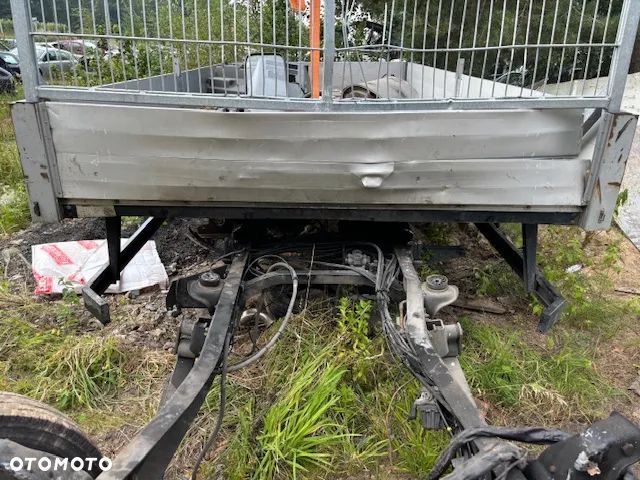 SKRZYNIA ŁADUNKOWA PAKA MERCEDES VARIO 818 - 2