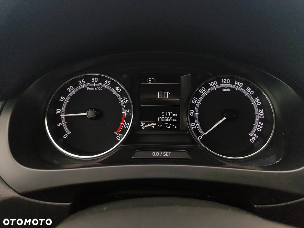 Skoda RAPID 1.4 TDI DPF Ambition - 17