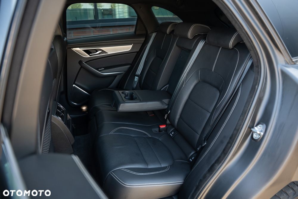 Jaguar F-Pace D165 AWD R-Dynamic S - 34