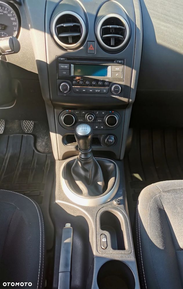 Nissan Qashqai - 12