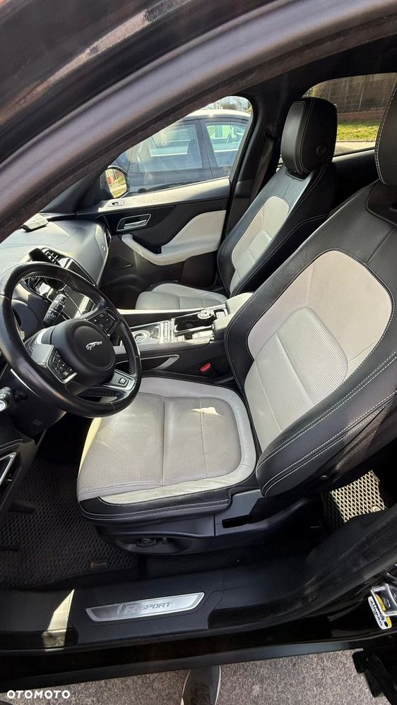 Jaguar F-Pace 2.0 i4D AWD R-Sport - 2