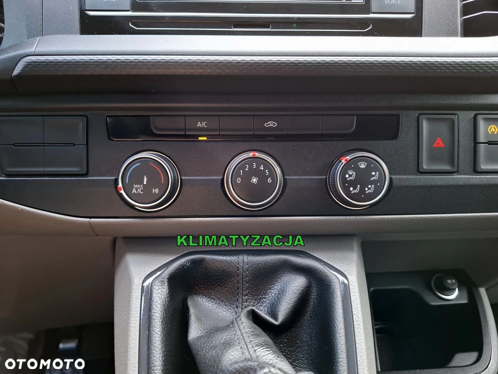 Volkswagen Transporter - 19