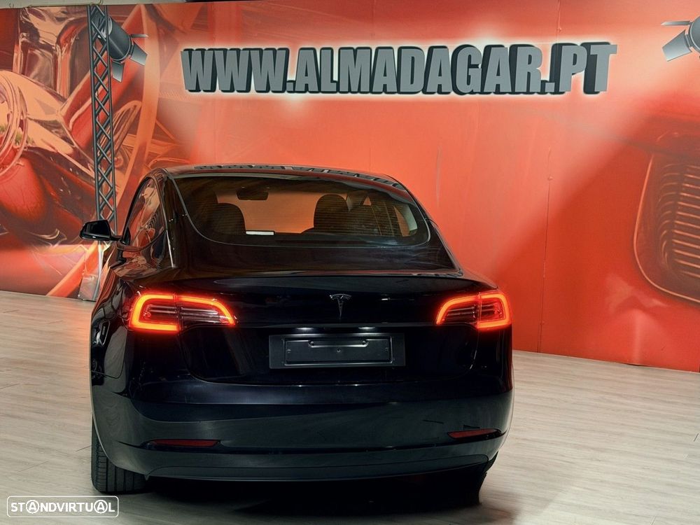 Tesla Model 3 Long-Range RWD - 5